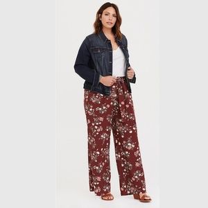 Torrid Crepe Floral Wideleg Pants